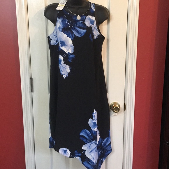 Alfani Dresses & Skirts - NWT Alfani floral asymmetrical summer dress 4P